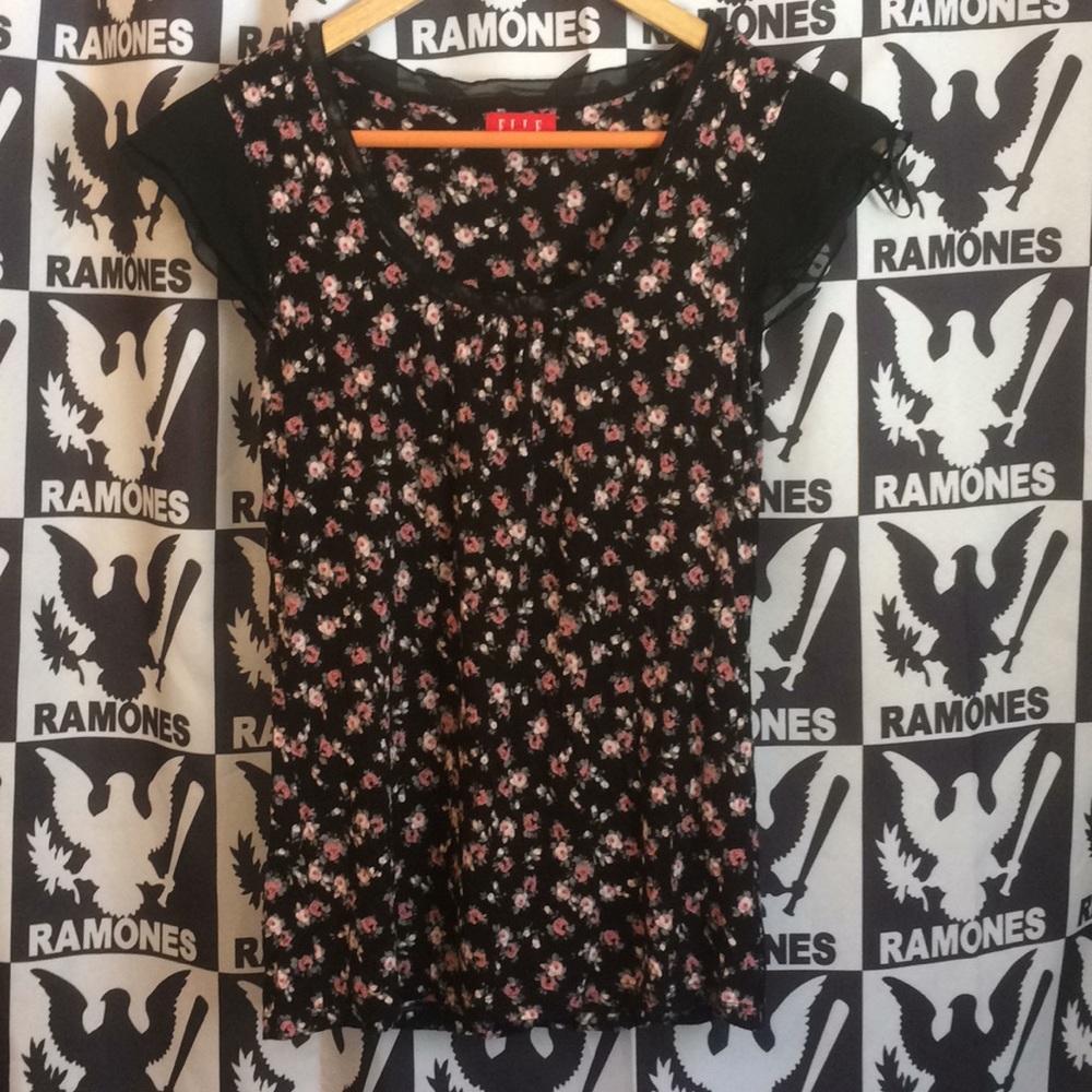 ELLE Floral Top